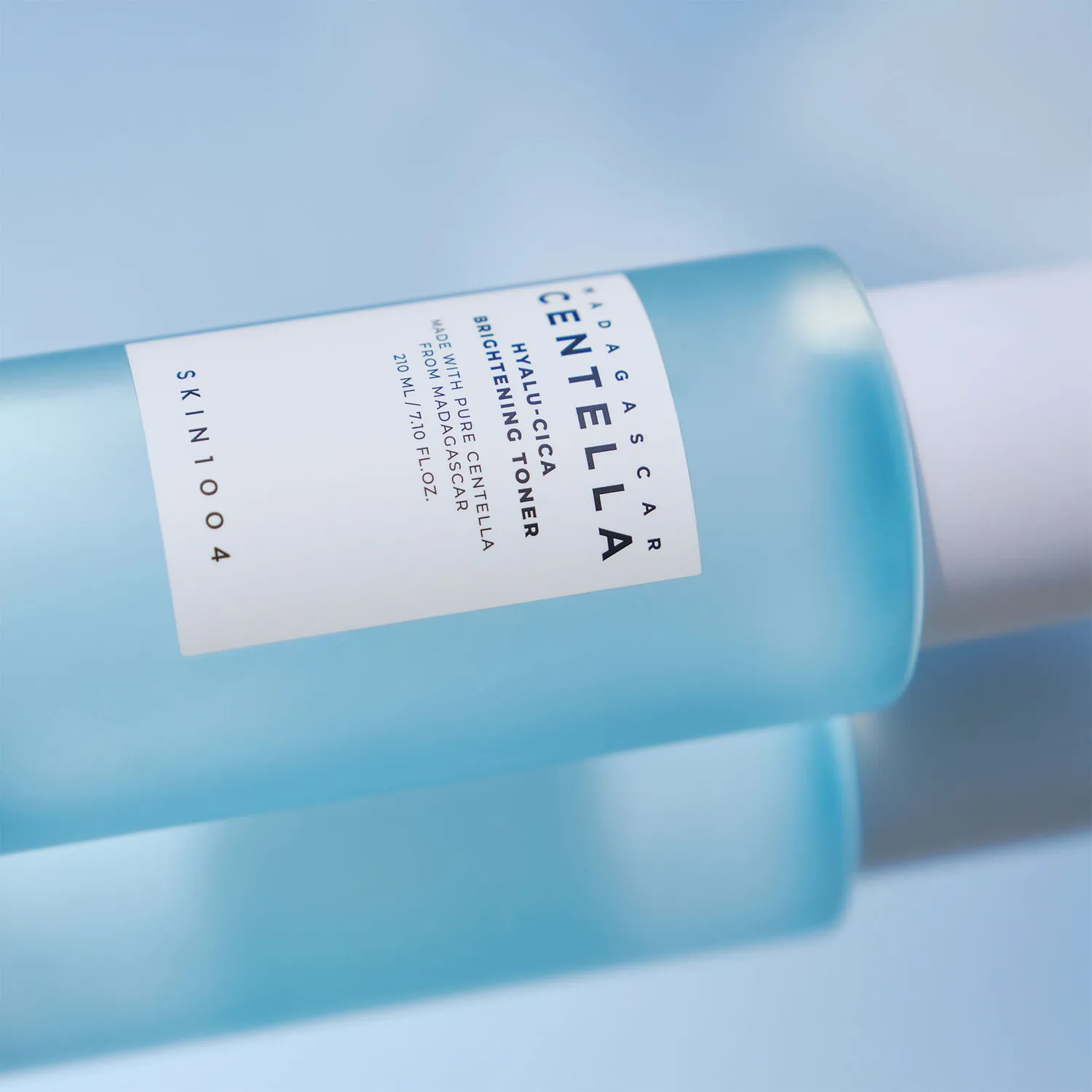SKIN1004 Hyalu-Cica Brightening Toner 210ml AHA