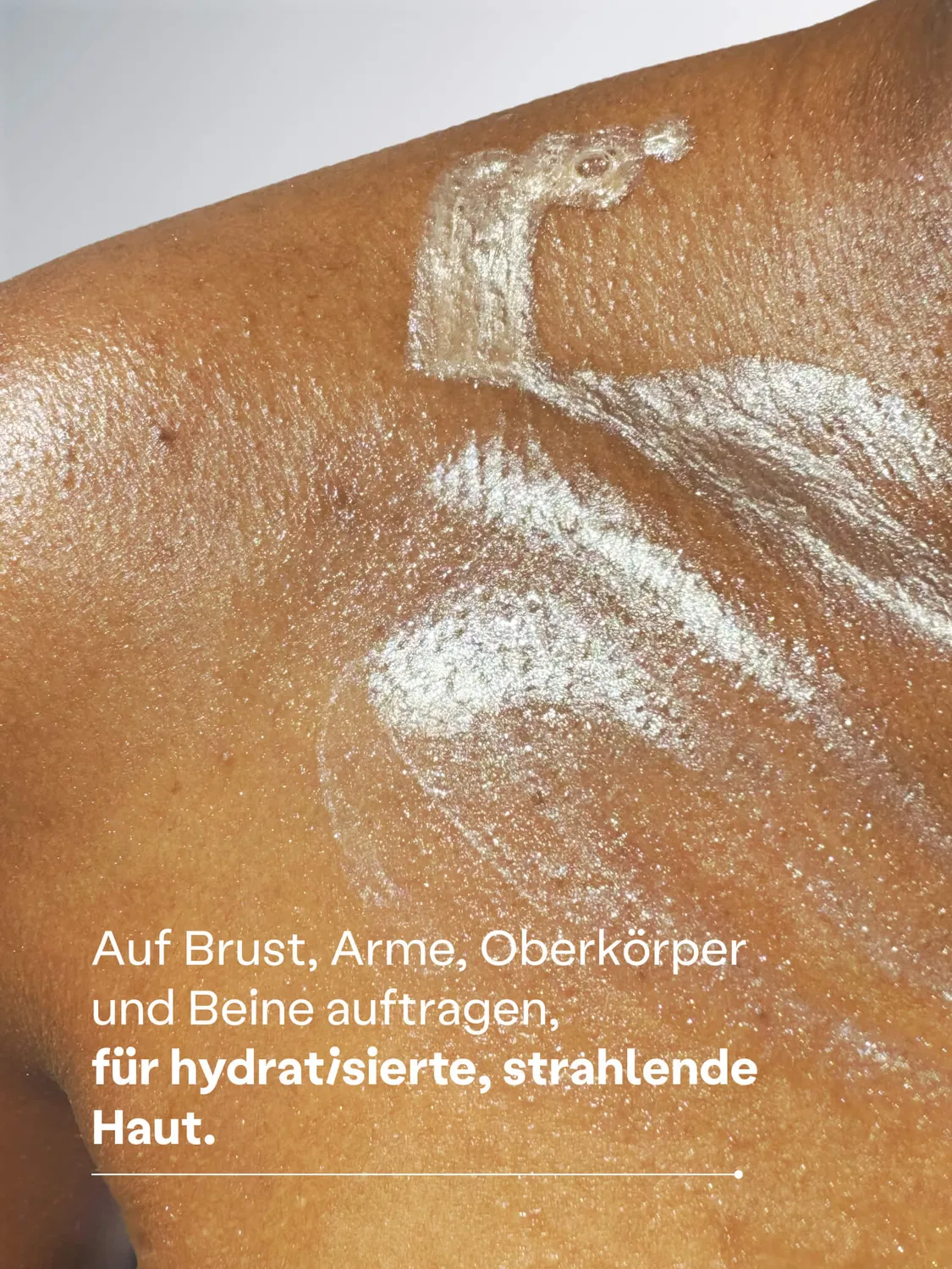 Hellobody Glow Body Fluid Körperpflege Schimmer