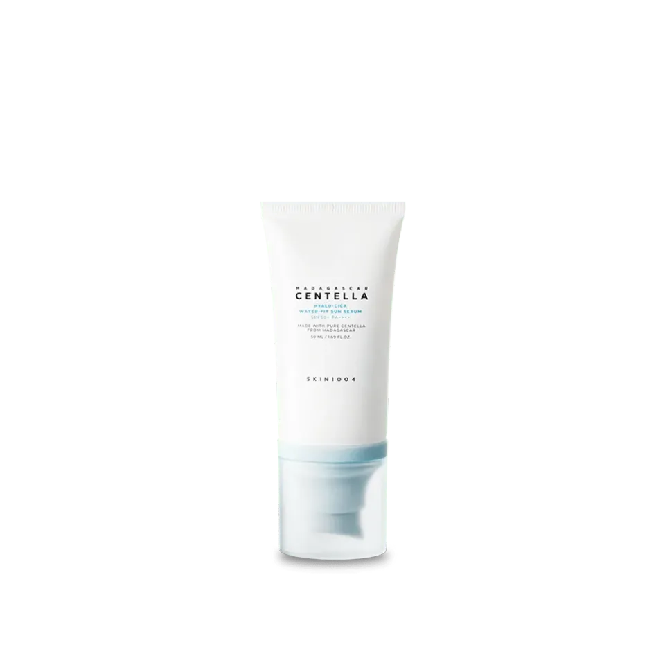 SKIN1004 Hyalu-Cica Water-Fit Sonnenserum 50 ml feucht