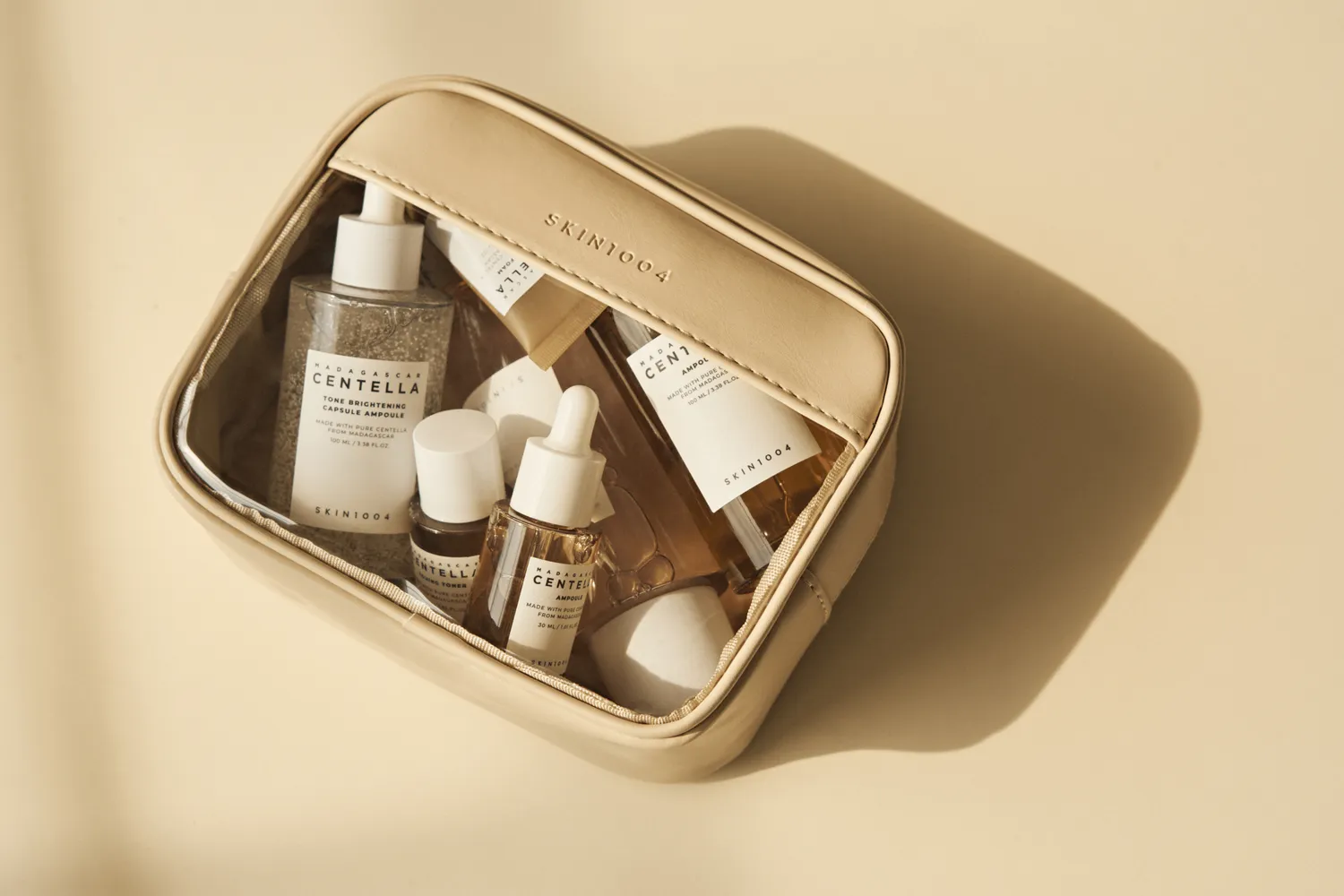 SKIN1004 Signature Pouch Kosmetiktasche für unterwegs