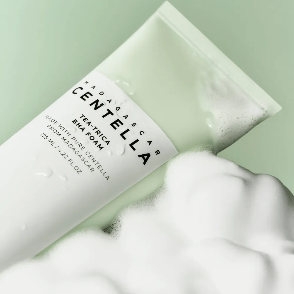 SKIN1004 Tea-Trica BHA Foam 125ml Unreinheiten